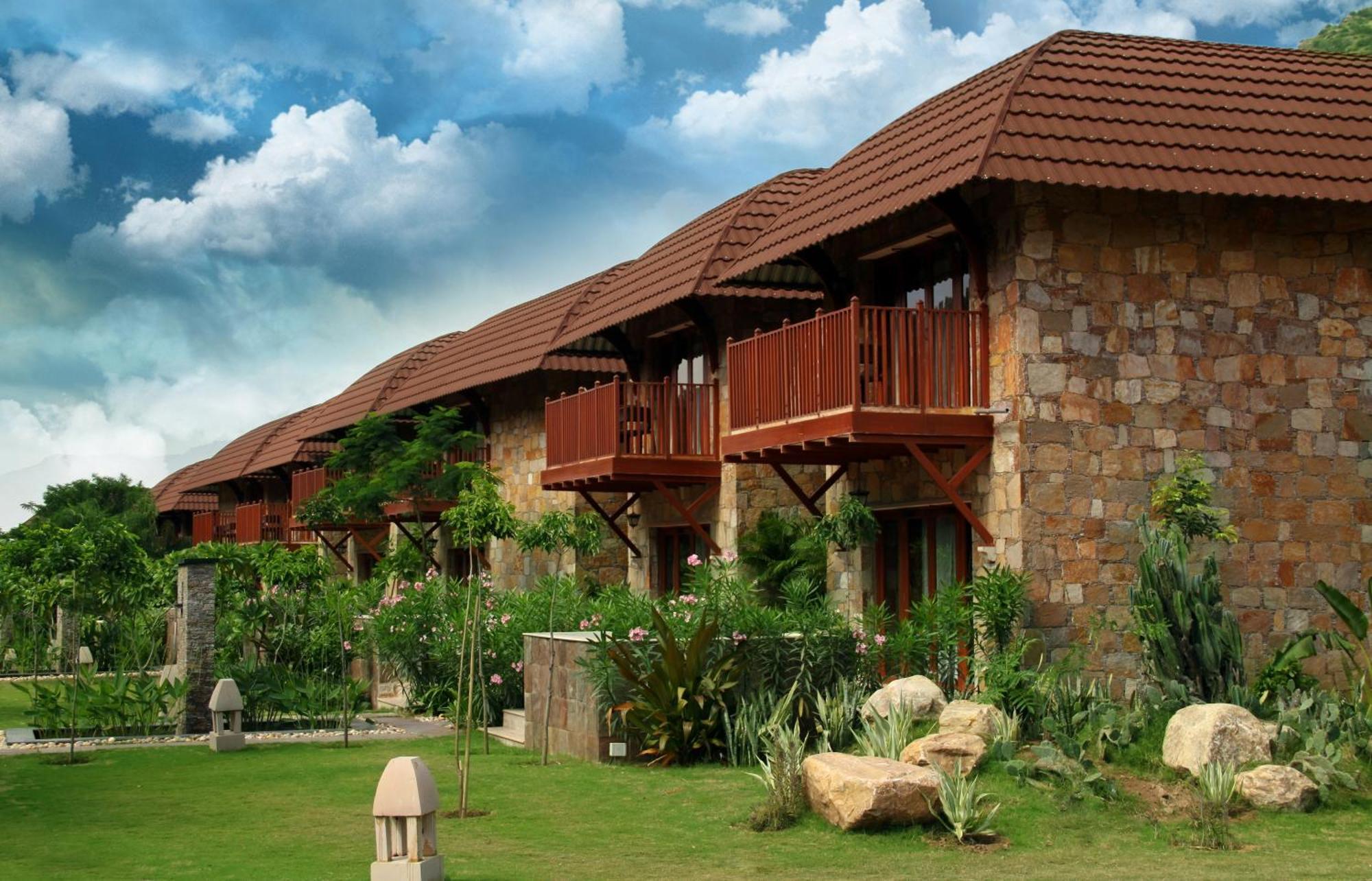 Ananta Spa & Resort, Pushkar Exterior foto