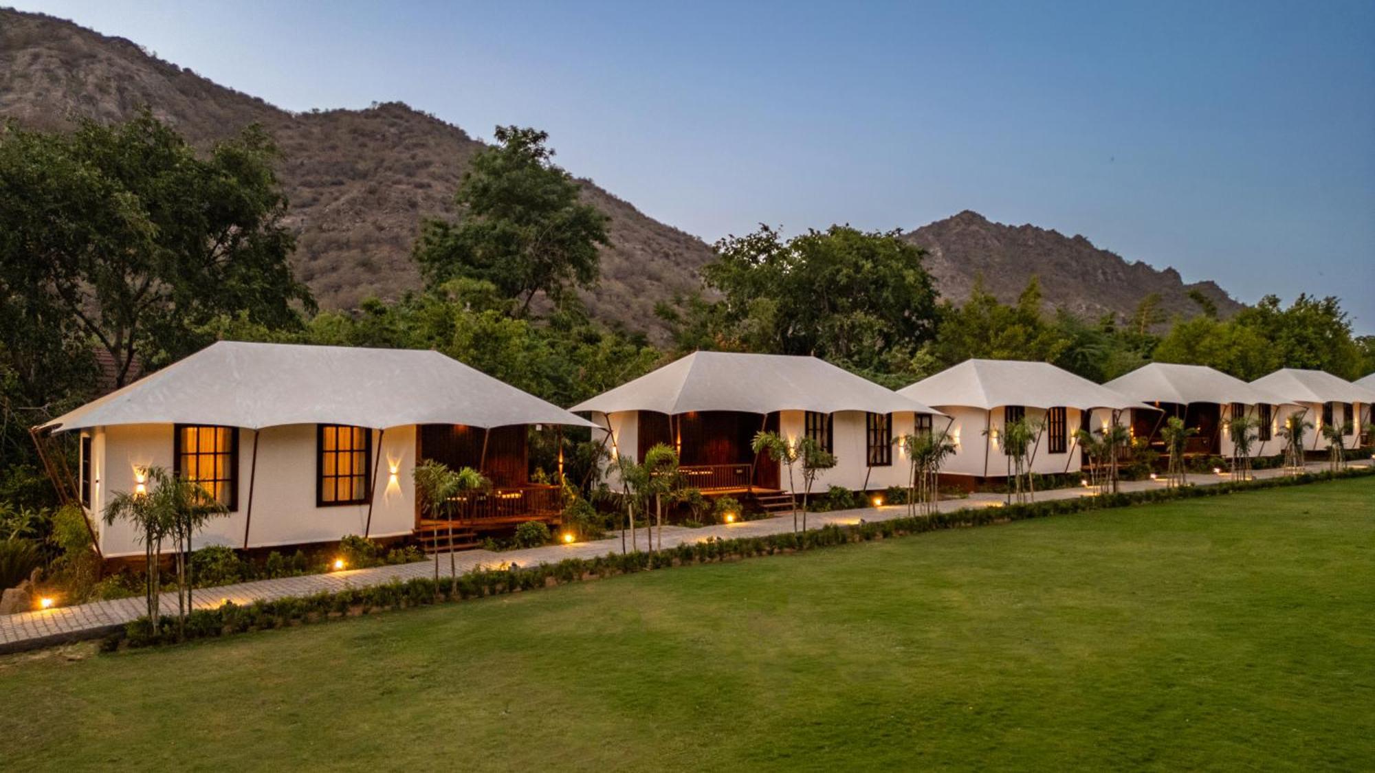 Ananta Spa & Resort, Pushkar Exterior foto