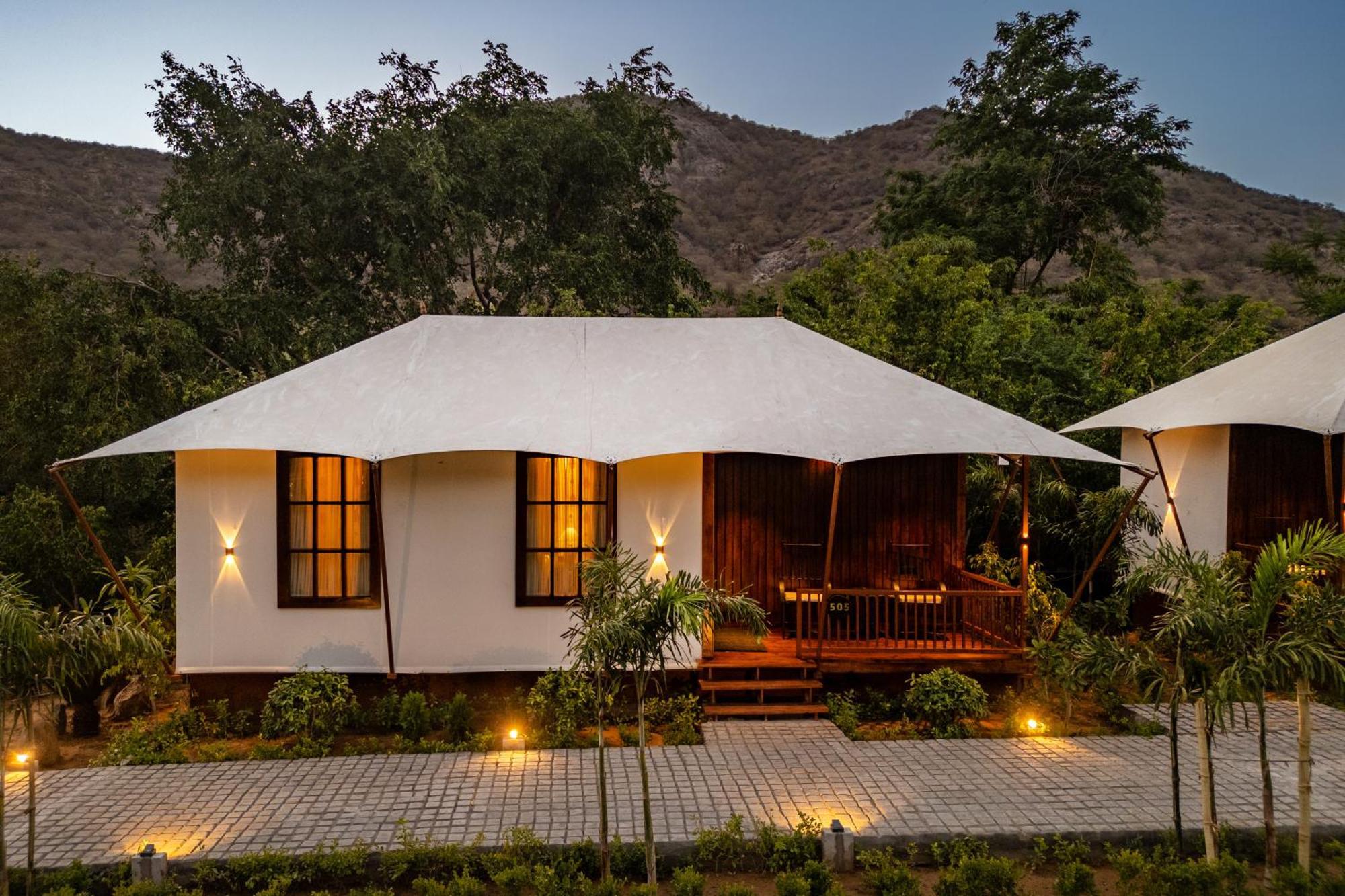 Ananta Spa & Resort, Pushkar Exterior foto